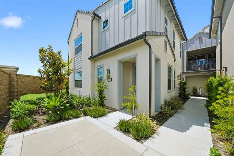 Photo of 16084 Jamie Lane #1, Fontana, CA 92336 (MLS # IV26095014)