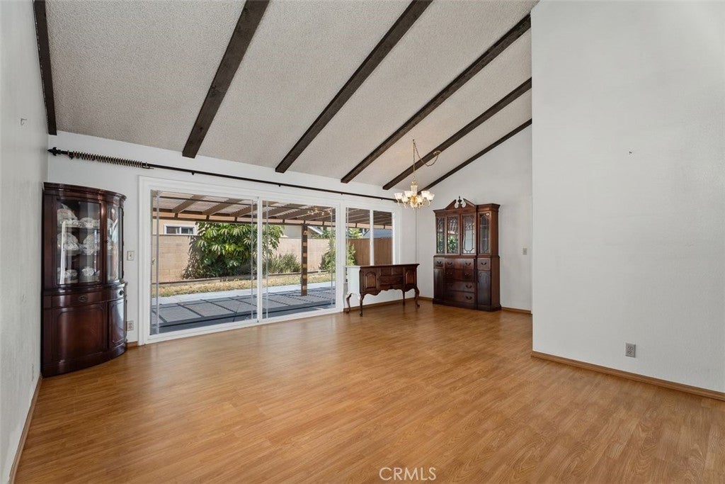 309 W Columbine