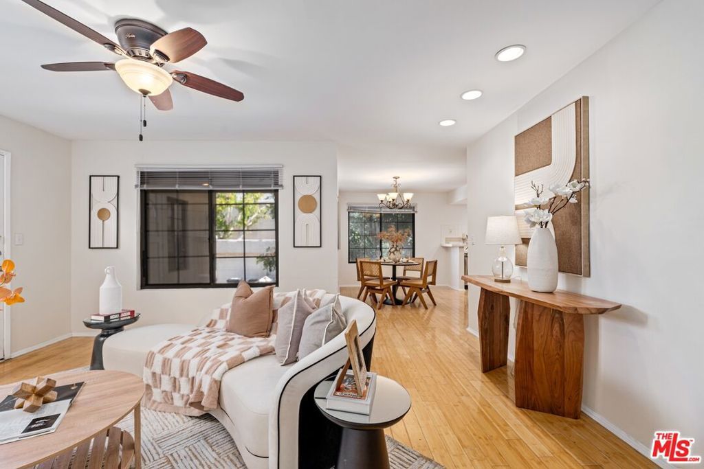 Photo of 102 N Sweetzer Avenue #106, Los Angeles, CA 90048 (MLS # 26661695)