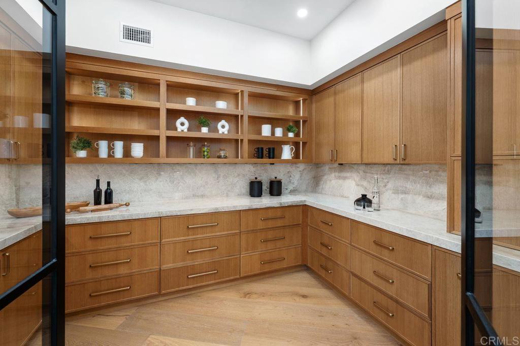 5875 La Jolla Mesa Drive