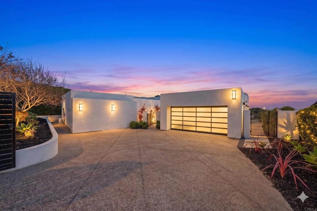 5875 La Jolla Mesa Drive