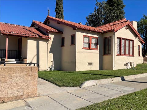 Photo of 9345 Magnolia Ave AVE, Riverside, CA 92503 (MLS # PW26149146)