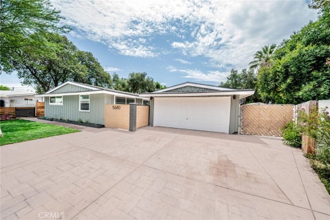 Photo of 5680 Ensenada Way, Riverside, CA 92504 (MLS # CV26174079)