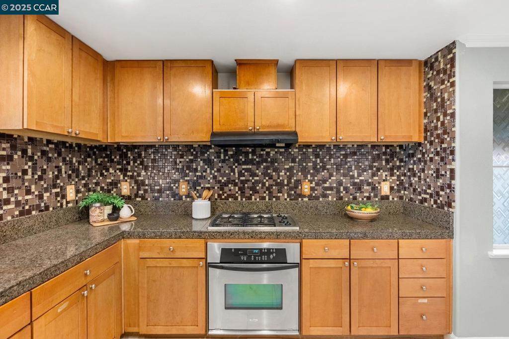 LOS MEDANOS - Residential