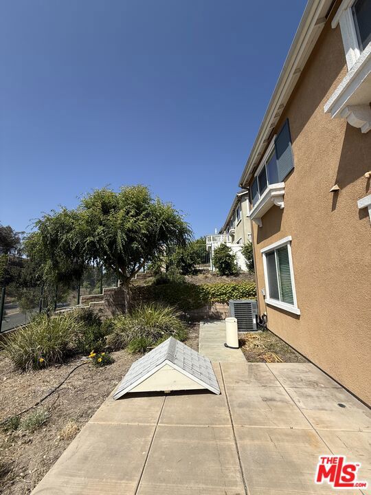 1635 Park Vista Way