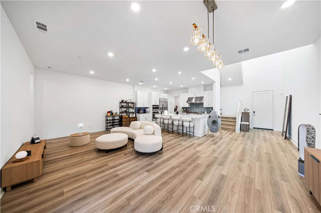 378 Mullberry Place