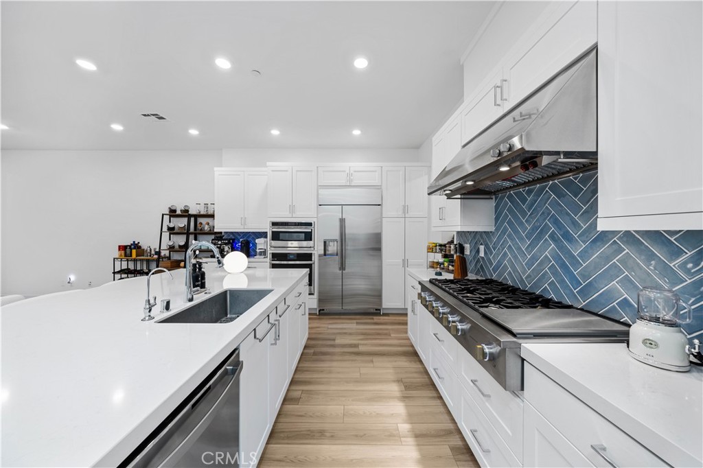 378 Mullberry Place