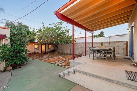 Tiny photo for 199 S Catalina Street, Ventura, CA 93001 (MLS # V1-38741)