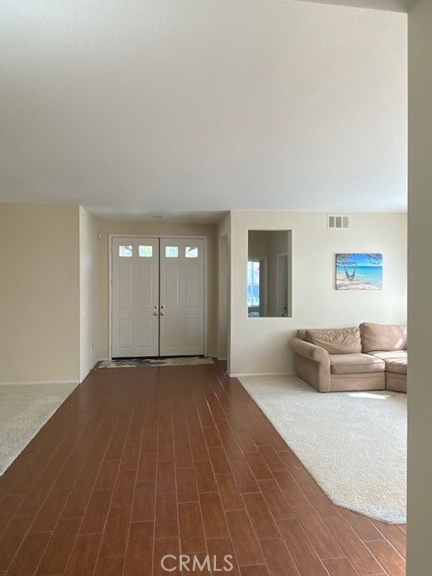 42621 Hussar Court