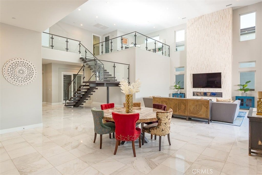 11527 N Darcy