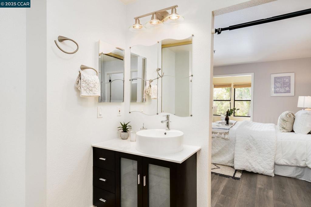 CC VILLAS - Residential