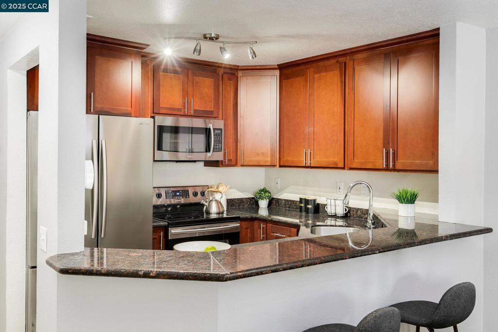 CC VILLAS - Residential