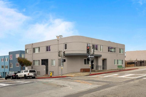 Photo of 12 Westlake Avenue, Daly City, CA 94014 (MLS # ML82064879)