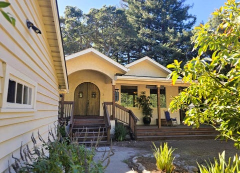 Photo of 2 ESQUILINE ROAD RD, Carmel Valley, CA 93924 (MLS # ML82065276)