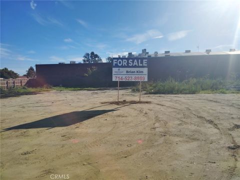 Photo of 744 E Holt Blvd, Ontario, CA 91761 (MLS # PW26006766)