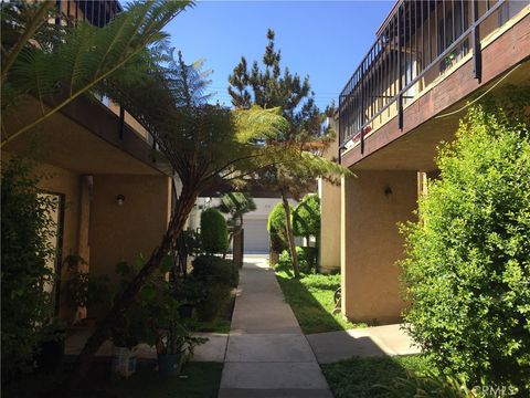 Photo of 901 N Dalton Avenue #D, Azusa, CA 91702 (MLS # CV26058003)
