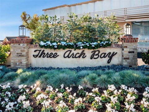 Photo of 44 S La Senda Drive, Laguna Beach, CA 92651 (MLS # OC26203654)
