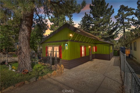 Photo of 571 Pine Lane, Sugarloaf, CA 92386 (MLS # IG26141904)
