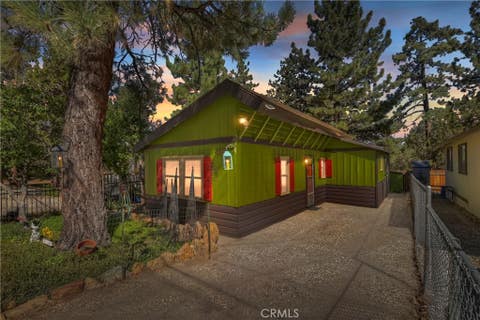 Photo of 571 Pine Lane, Sugarloaf, CA 92386 (MLS # IG26141904)