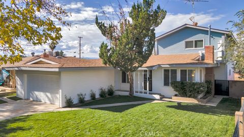 Photo of 44321 4th Street St E, Lancaster, CA 93535 (MLS # SR25260687)
