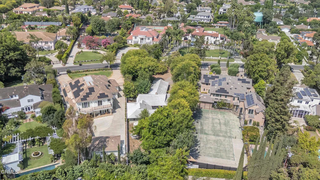 Pasadena, California 91107, United States, 4 Bedrooms Bedrooms, ,2 BathroomsBathrooms,Residential,Active,176971