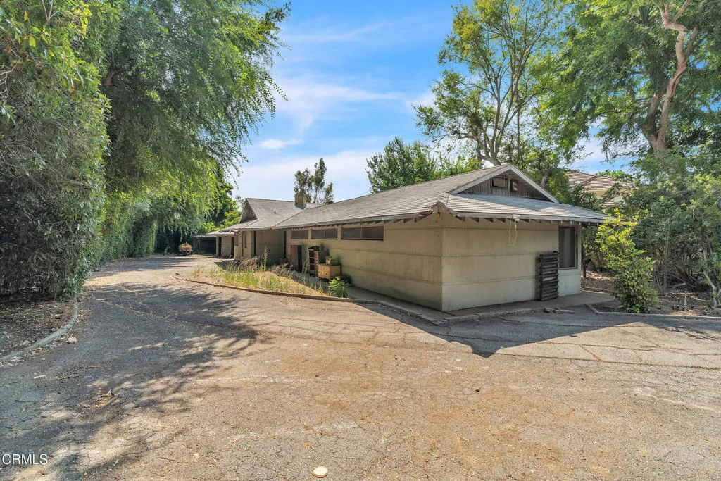 Pasadena, California 91107, United States, 4 Bedrooms Bedrooms, ,2 BathroomsBathrooms,Residential,Active,176971