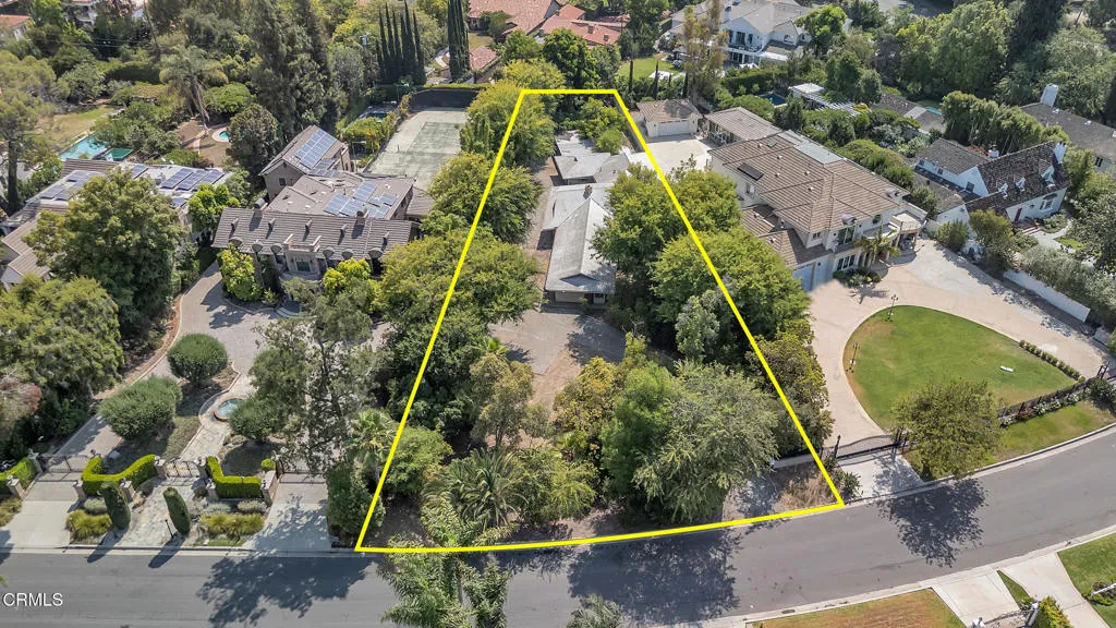 Pasadena, California 91107, United States, 4 Bedrooms Bedrooms, ,2 BathroomsBathrooms,Residential,Active,176971