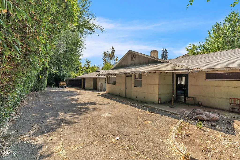 Pasadena, California 91107, United States, 4 Bedrooms Bedrooms, ,2 BathroomsBathrooms,Residential,Active,176971