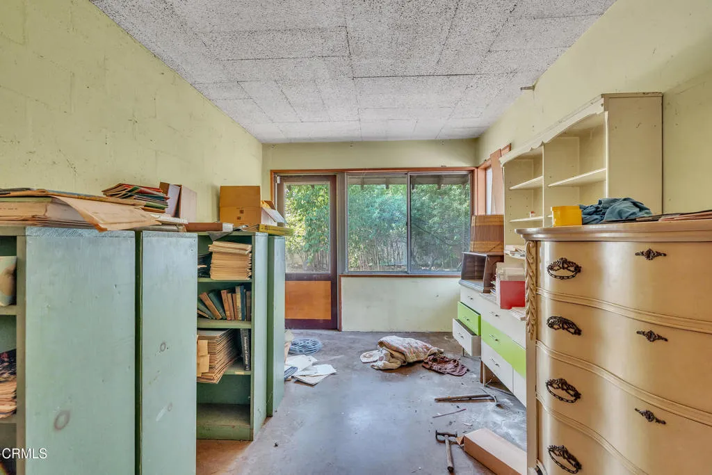 Pasadena, California 91107, United States, 4 Bedrooms Bedrooms, ,2 BathroomsBathrooms,Residential,Active,176971