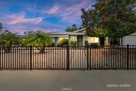 Photo of 41168 Torrey Pine Court, Hemet, CA 92544 (MLS # IV26097496)