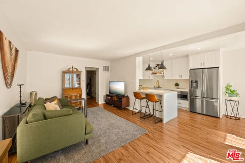 Photo of 2621 Centinela Avenue #17, Santa Monica, CA 90405 (MLS # 26998541)