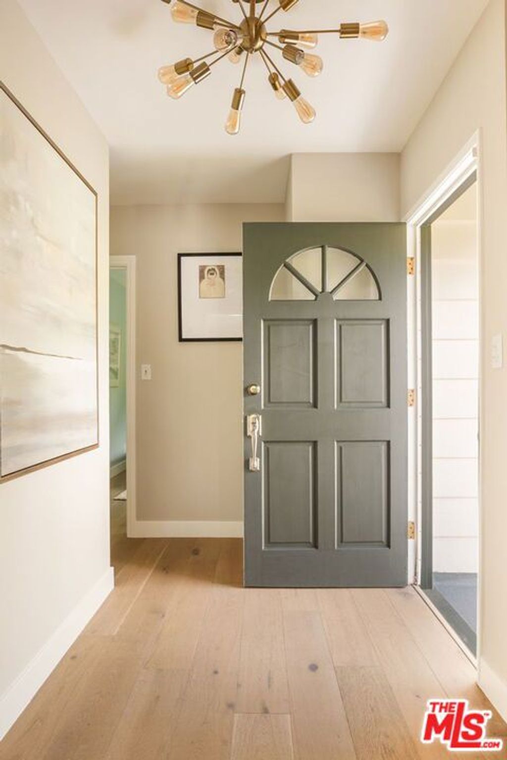 Photo of 3471 Oak Glen Drive, Los Angeles, CA 90068 (MLS # 25618351)