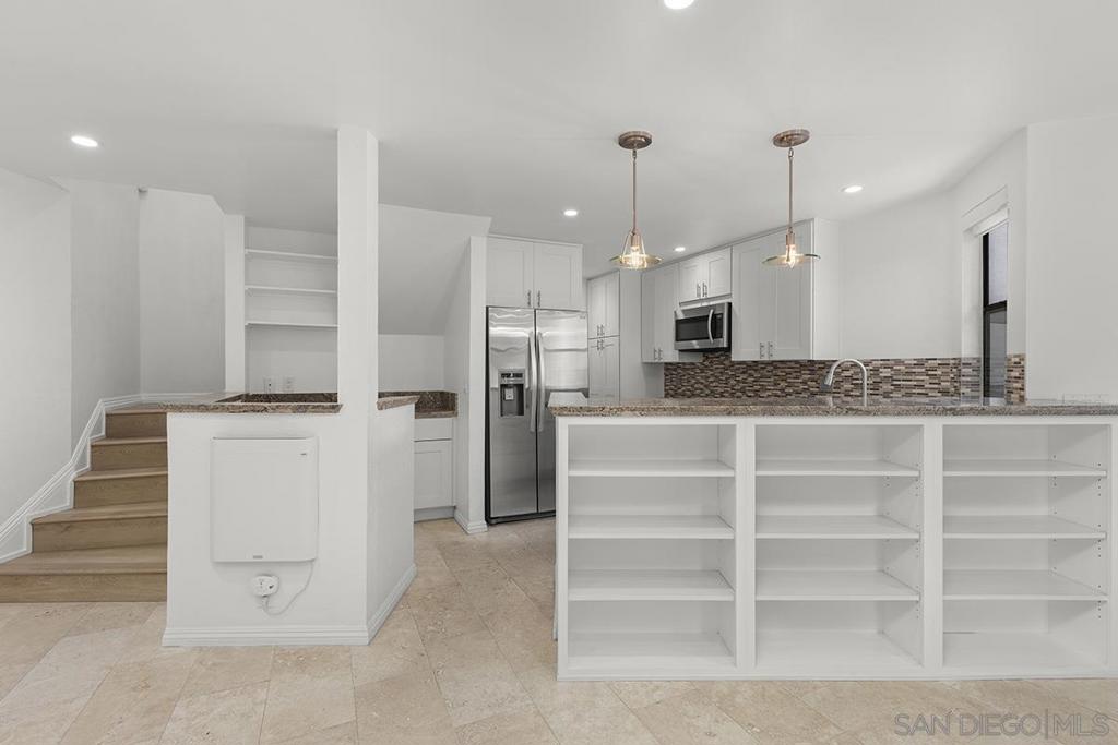 La Jolla - Residential Lease