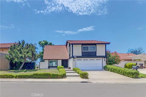 Photo of 26572 Mimosa LN, Mission Viejo, CA 92691 (MLS # OC26172700)