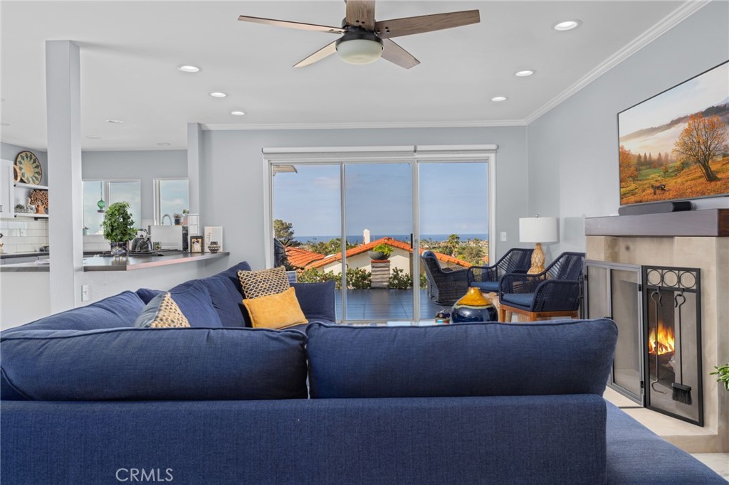 6729 Hyacinth Circle