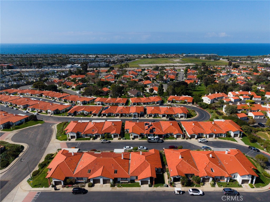 6729 Hyacinth Circle