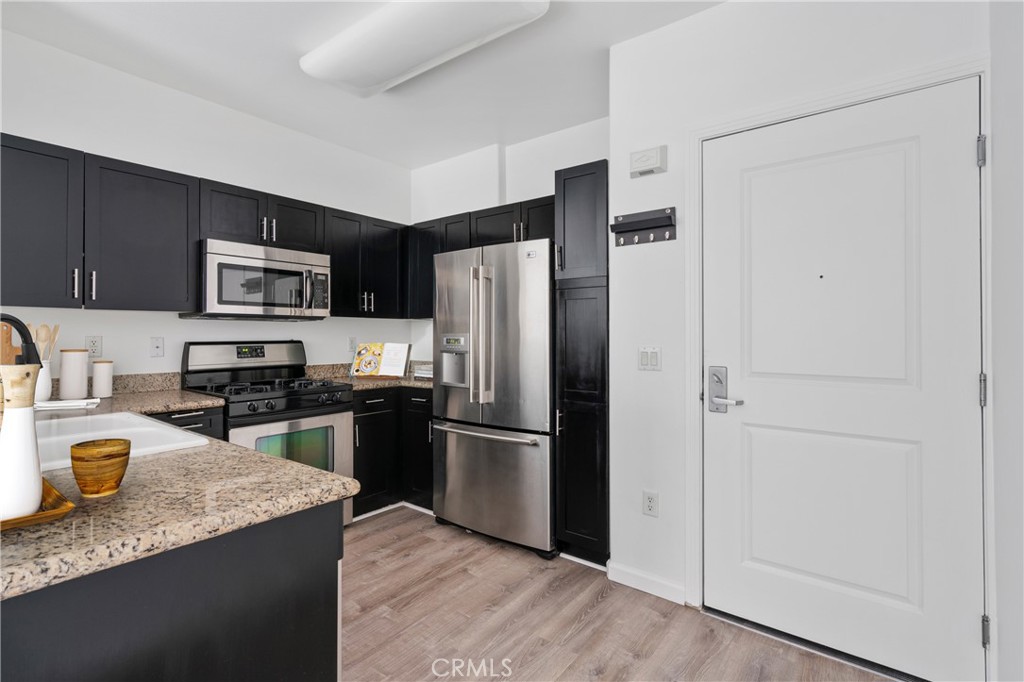 100 S Alameda Street 213