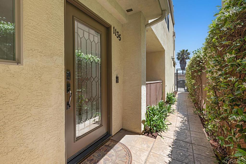 1135 Felspar Street