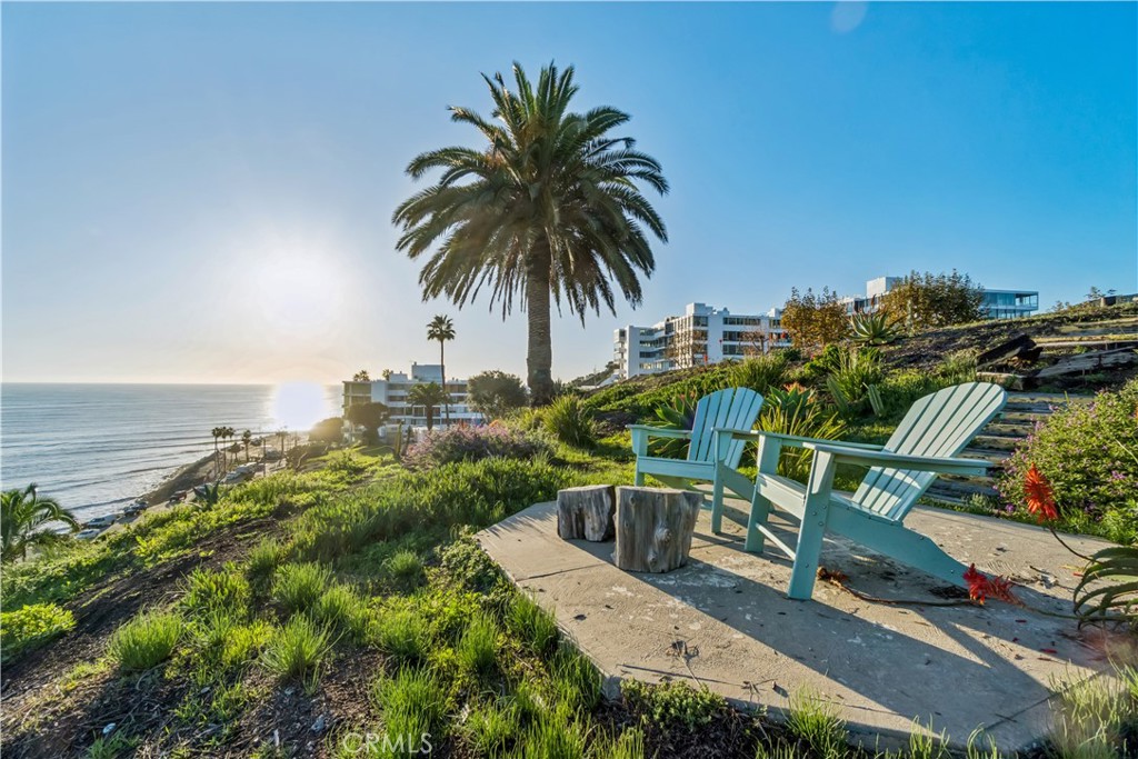 17350 W Sunset