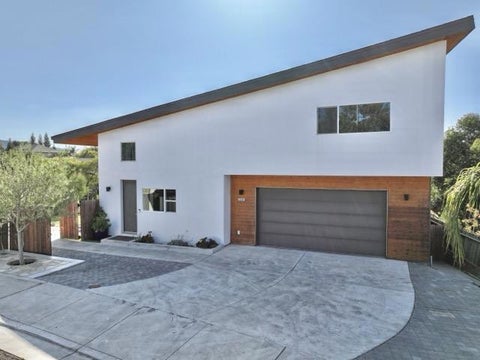 Photo of 1220 Mulberry Street, Hollister, CA 95023 (MLS # ML82061830)