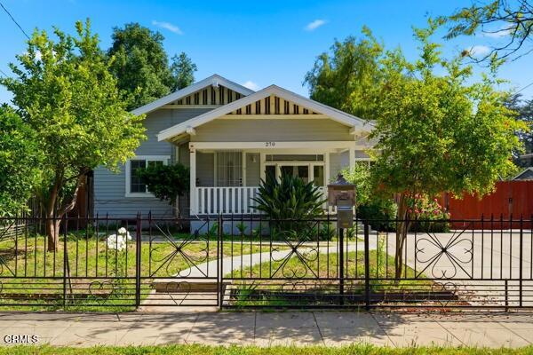 272 Del Monte Street