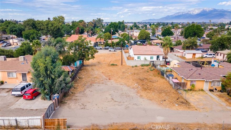 This is the perfect opportunity for developers/builders to start your next custom project! Nearly ¼ acre vacant land in San Bernardino. Flat lot in residential neighborhood. 9840 square feet. Utilities are nearby as there are homes on either side of this lot. Located between 1547 W. 11th St and 1551 W. 11th Street. You can access from 11th Street. The lot is bordered by 11th and 10th St, between Western Ave and Ramona. This is the 3rd lot from 11th St and the only one that is undeveloped. Includes a non-exclusive easement for road and utilities. Large upside potential. Ready for you to build a duplex, house with ADU's or any custom project!