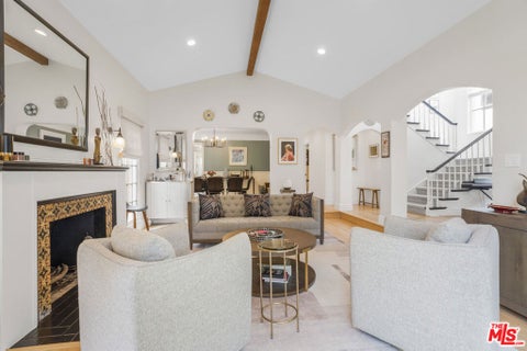 Photo of 2330 Midvale Avenue, Los Angeles, CA 90064 (MLS # 26923901)