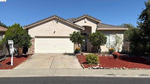 Photo of 2429 Johns Way WAY, Antioch, CA 94531 (MLS # 41148819)