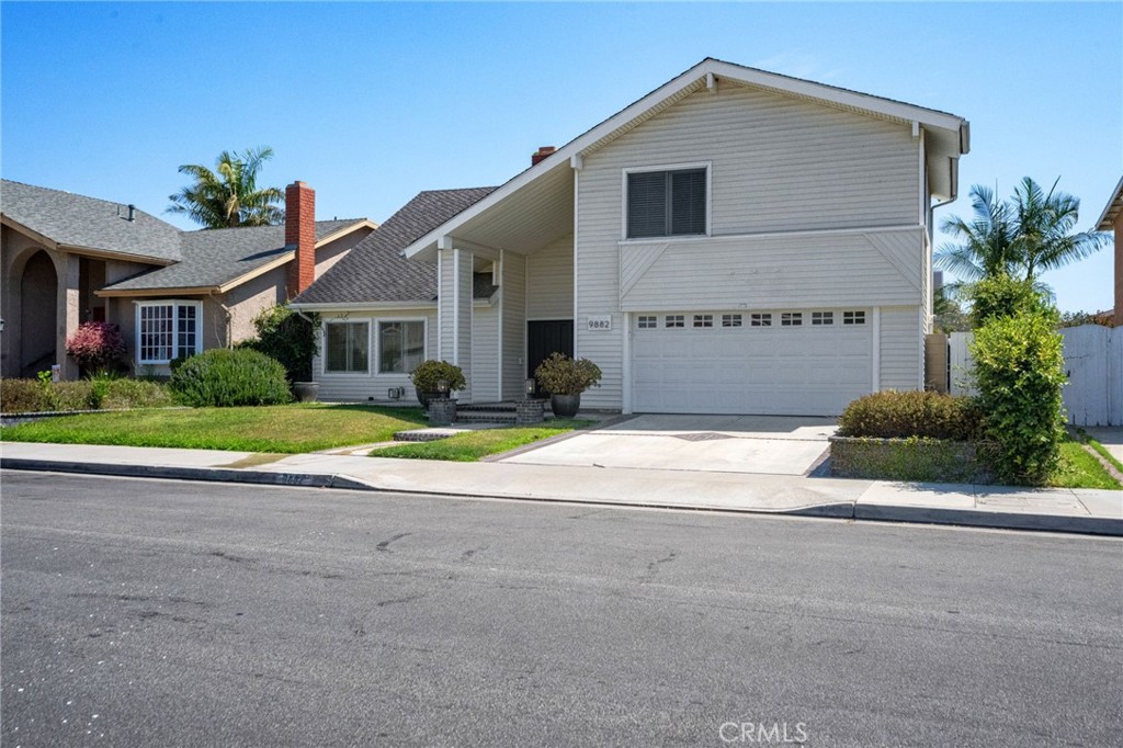 9882 Kings Canyon Drive