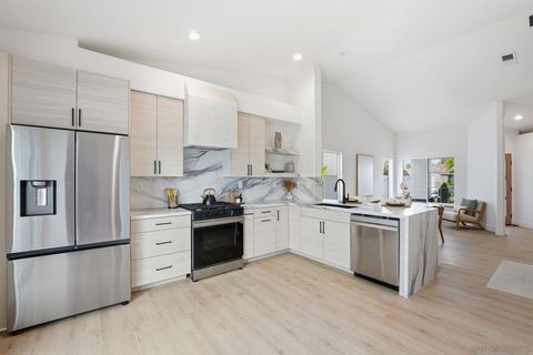 Photo of 183 Plumosa Street St, Oceanside, CA 92058 (MLS # 250044431SD)