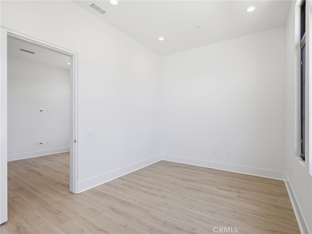 454 Ridgecrest, Irvine CA 92602 - Photo 33