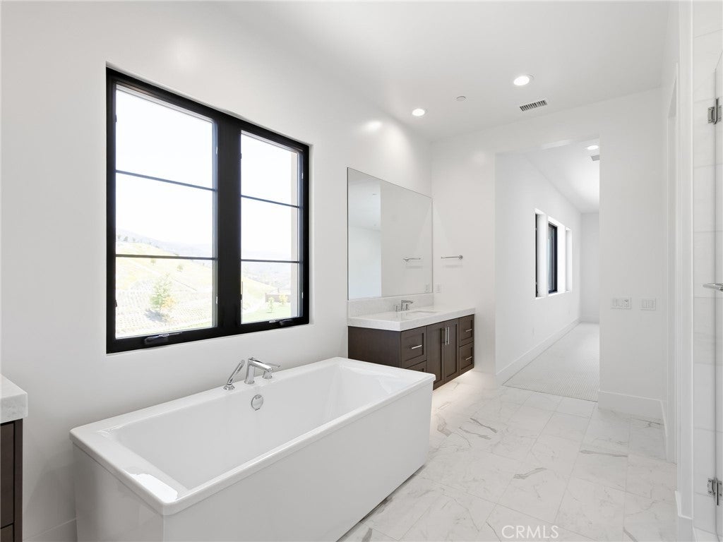 454 Ridgecrest, Irvine CA 92602 - Photo 24