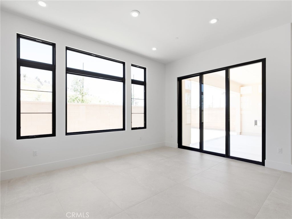 454 Ridgecrest, Irvine CA 92602 - Photo 17