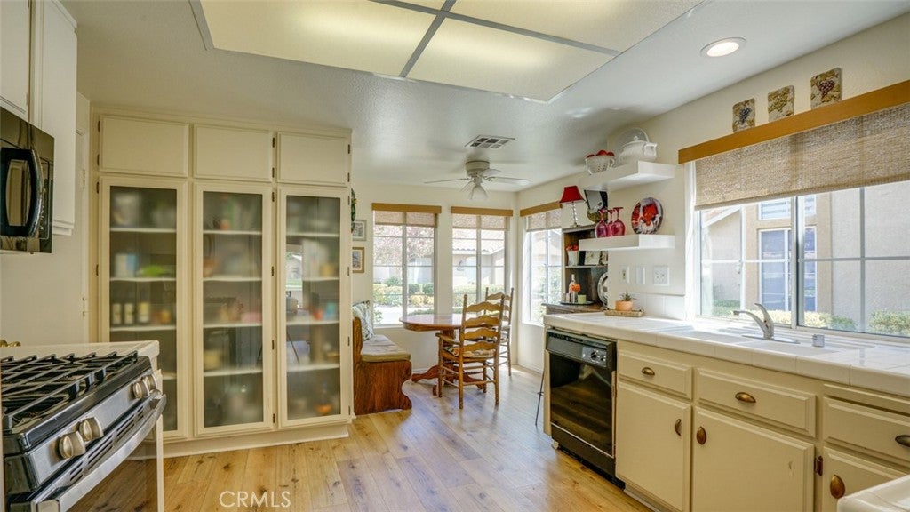5616 Trevino